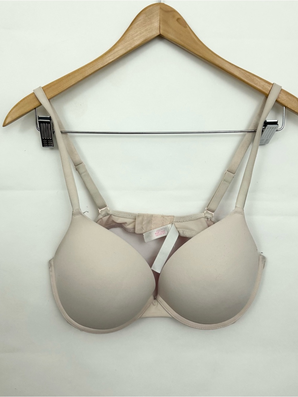 Victoria’s Secret PINK wear everywhere push up bra nude 36C